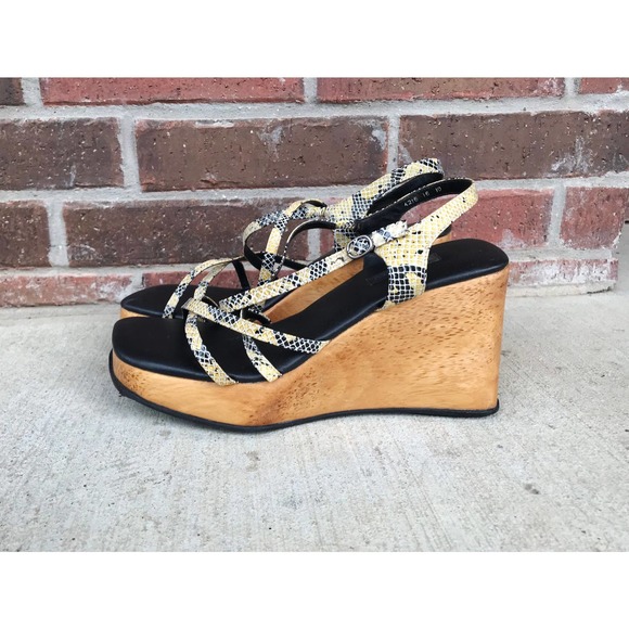 vtg y2k Faux Snakeskin WOOD Wedge PLATFORMS 10 chunky strappy peep toe sandals - Picture 6 of 10
